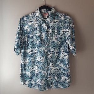 Vintage 100% Silk Short Sleeve Oversized Collared Blue and White Shirt Size S/M